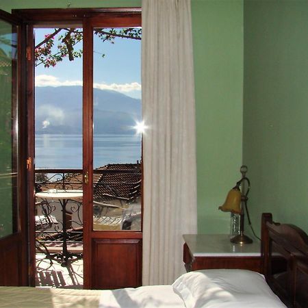 Ilion Hotel Nafpaktos エクステリア 写真